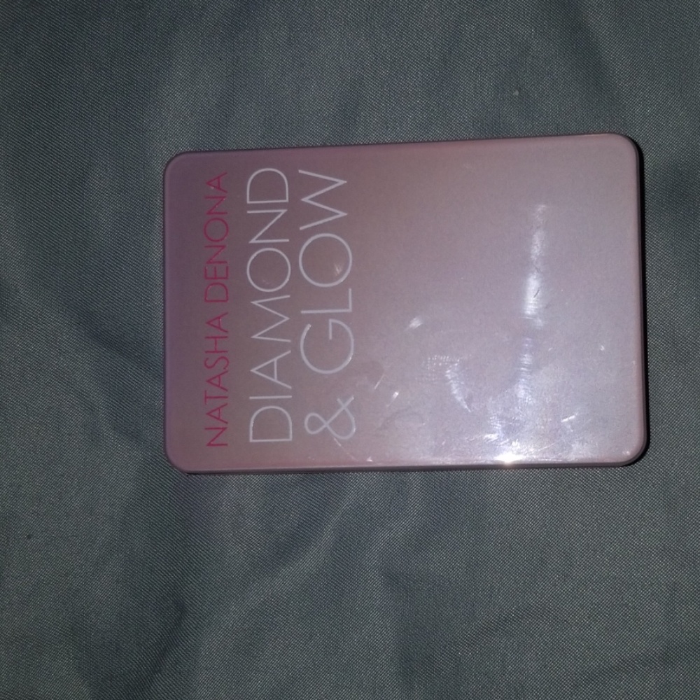 Natasha Denona Diamond and Glow